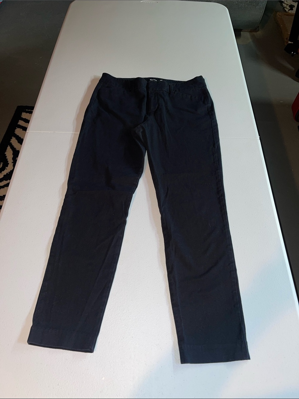Old Navy Women's Black Pixie ankle pants